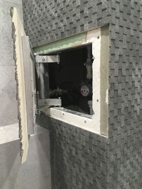 Люк под плитку Нажимной Секрет-Лайт 2 створки 1200*300 Люк под плитку Нажимной Секрет-Лайт 2 створки 1200*300